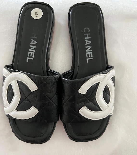 Vintage Chanel Black and White Quilted Leather Cambon Slides US 5 Etsy