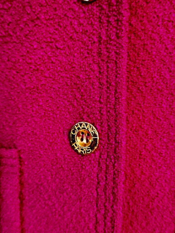 Vintage Chanel Boutique 1980's-1990's Bright Pink Boucle