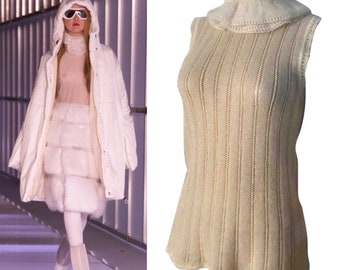 HelensChanel Vintage Chanel 99A, 1999 Fall Winter White Ivory Ecru Cable Knit Wool Sweater FR 40 US 6/8