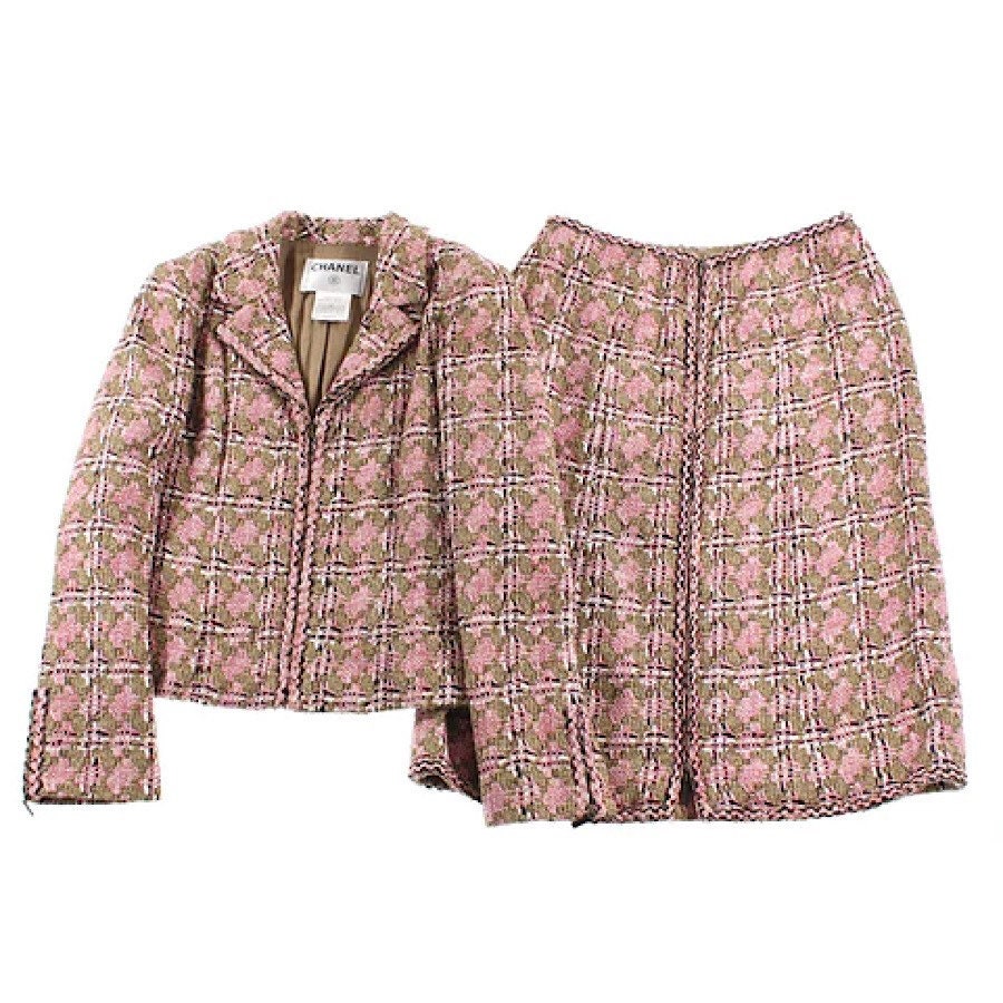 TWEED CHANEL JACKET FROM 2003 CRUISE COLLECTION