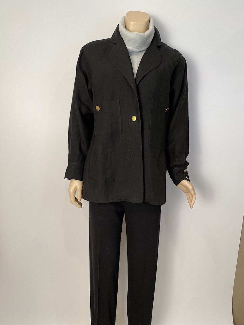 Chanel vintage 80s/90s black linen jacket US 4/6/8/10 image 2