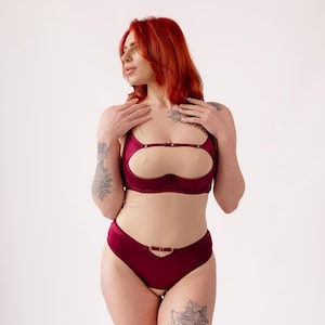 Open crotched lingerie uncencered, Quarter cupless bra plus size, Lingerie see through, Open cupless shelf bra, Open crotched panty