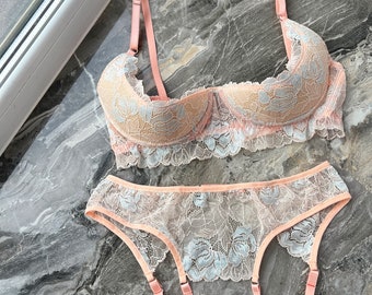 Lingerie senza coppe aperta trasparente Bikini con cavallo aperto Reggiseno a balconcino senza coppe aperto corsetto reggiseno con coppa aperta con supporto