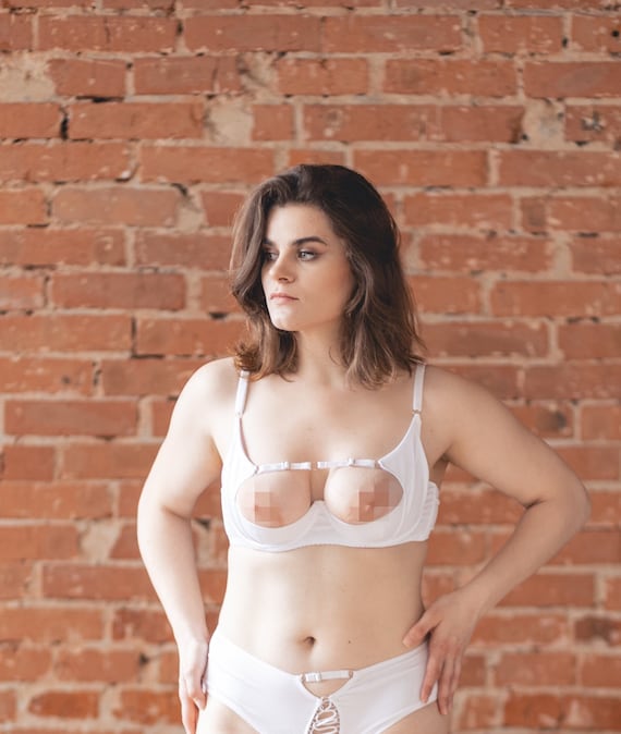 Shelf Bra Open Quarter Cup for Large Bust, Cupless Bra Plus Size