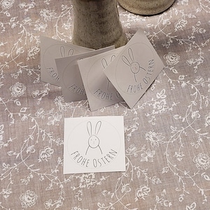5 runde Osterhasen-Aufkleber, Durchmesser 50 mm, Weisser Untergrund mit schwarzem Hasi