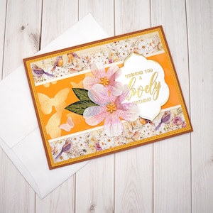 Cartão de aniversário feito à mão com flores de velino 3D