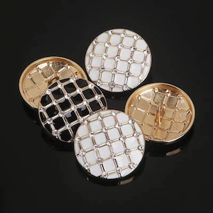 23MM Large Rhinestone Flower Buttons Of Clothing Wholesale Fashion Luxury  Big Diamond Decor Button For Women