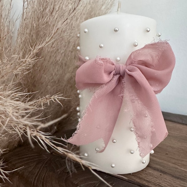 Pearl Detailed Candle with Ribbon