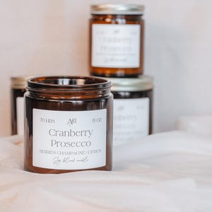 Cranberry Prosecco - 15 oz double wick soy blend wax candle, cranberry fruity scented candle, bridesmaid gift, gift for her