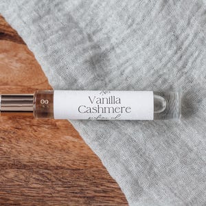 Vanilla Cashmere Perfume Oil, alcohol free roll-on perfume oil handmade, preservative free body care
