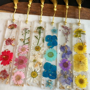 Floral Resin Bookmarks with Preserved Flowers | Handcrafted Resin Bookmark | Hippie Reading Accessories | Old Gold Tassels Gold Flakes