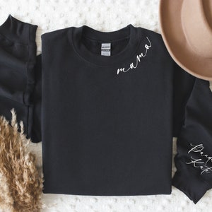 Sudadera de mamá personalizada con nombre de niño en la manga, sudadera de mamá personalizada, suéter de mamá minimalista, regalo de Navidad para mamá, 177