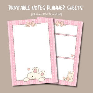 Op de afbeelding: Twee afdrukbare plannerbladen met een roze en witte stippen- en streeprand. De bladen hebben een strik aan de bovenkant en een schattige konijnengrafiek aan de onderkant. De tekst "PRINTABLE NOTES PLANNER SHEETS" staat bovenaan.