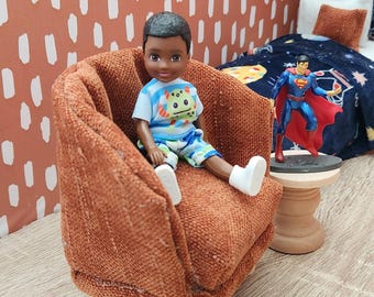 Dollhouse accent chair, 1:6 scale chair