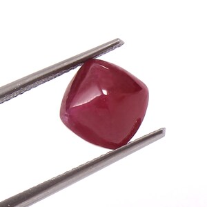 8,5 mm Certyfikowany naturalny rubinowy kaboszon w kształcie głowy cukru, nieobrobiony, nieogrzewany, luzem, kamień szlachetny, 4,95 CTS