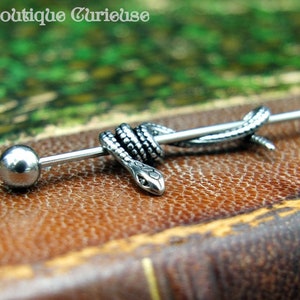 Industrial gothic snake barbell piercing 1.2 mm