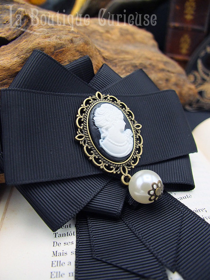 Victorian gothic steampunk style cameo brooch image 3