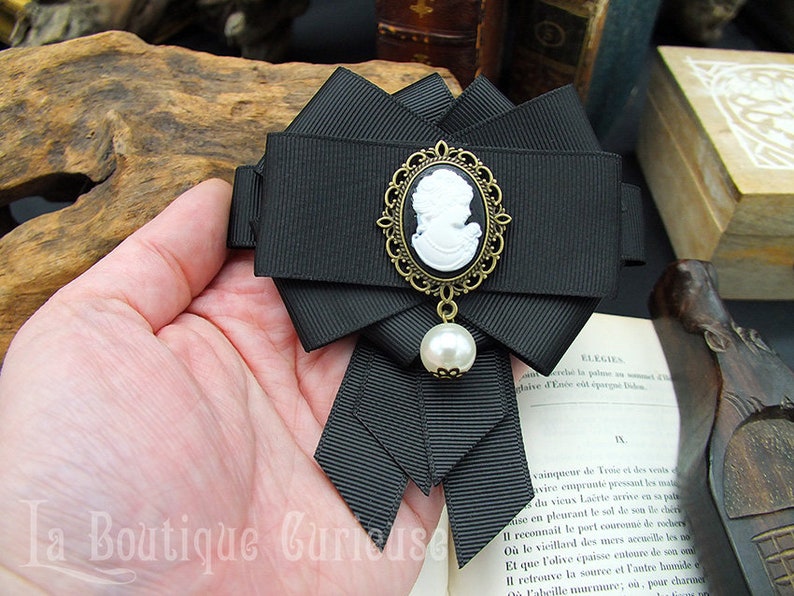 Victorian gothic steampunk style cameo brooch image 4