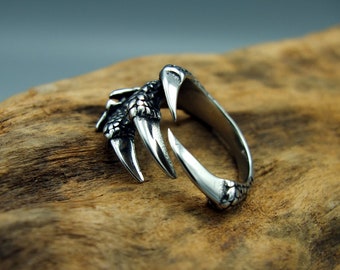 Gothic punk dragon claw ring