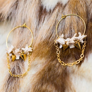 Snake Vertebrae Gold Hoop Drop Chain Spike earrings - Animal Bone Hoops- Real Animal Bones - Spike Earrings Dangle- Gothic Witchy jewelry