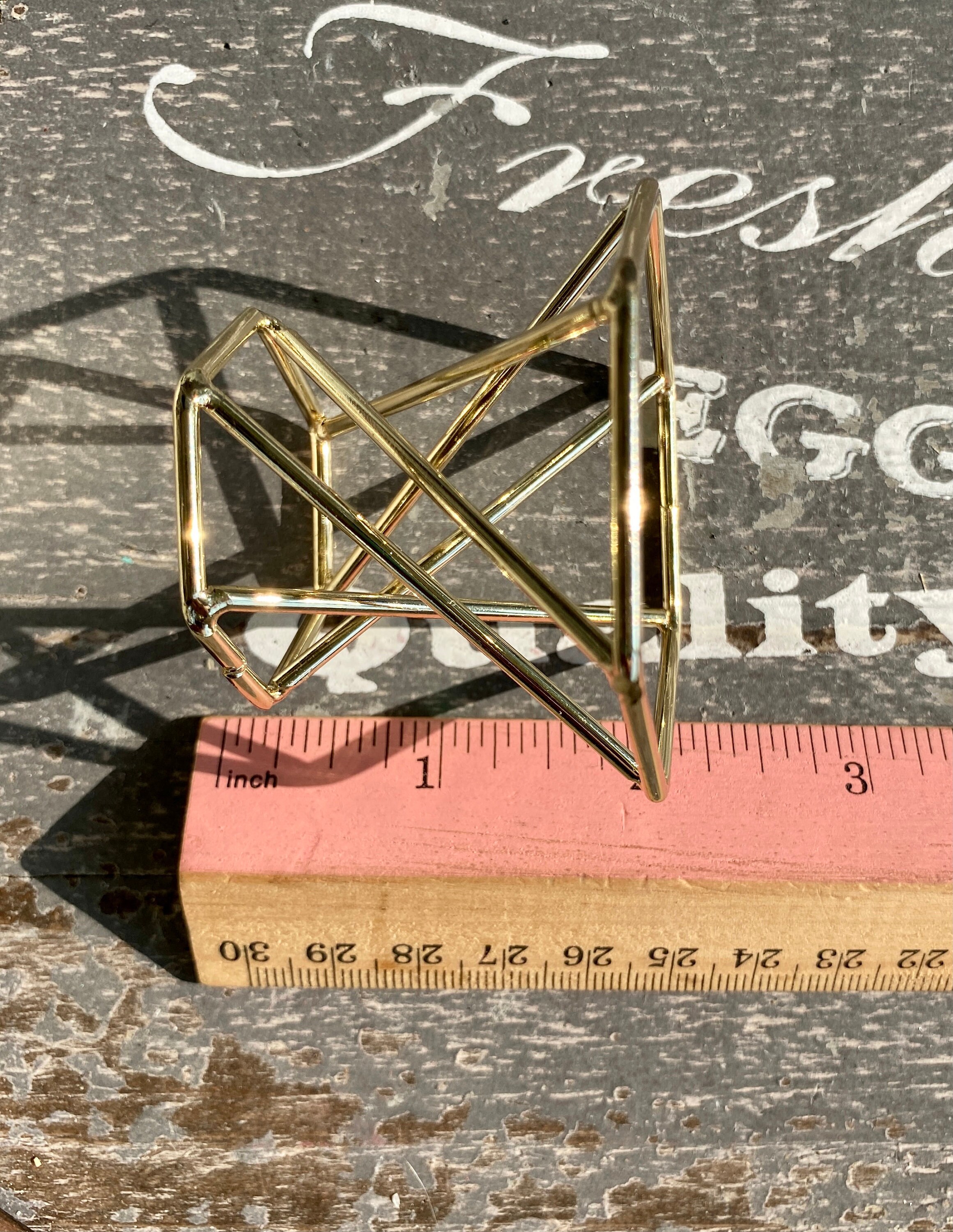 Collectibles Art & Collectibles Displays 1 Gold Sphere Holder for Home