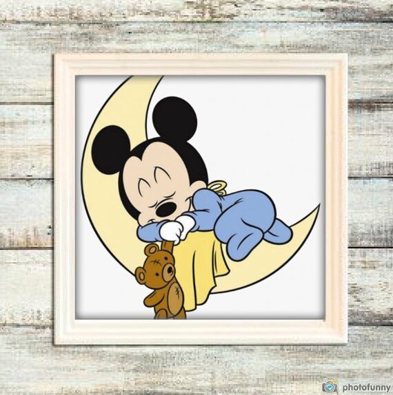 Mickey Mouse Bebe Duerme En La Luna Lienzo Colores Etsy Mickey Mouse Bebe Duerme En La Luna Lienzo Colores Etsy