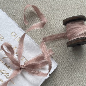 Nastro di seta 5 m Rosa Antico | Nastro di seta stretto da 7 mm su bobina di legno | fatto a mano | colorato a mano.