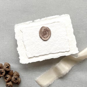 10er Packung handgeschöpftes Büttenpapier in zarter Ivory Farbe in 7 Größen handmade paper cotton paper PACK OF 10 SHEETS Bild 6
