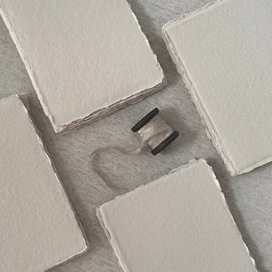 Confezione da 10 fogli di carta fatta a mano nel colore Sabbia/Argilla – disponibili in varie misure