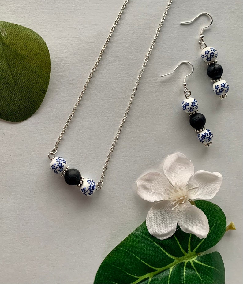 Blue Flower Beaded Earring and Necklace Set Aromatherapy Diffuser Jewelry
