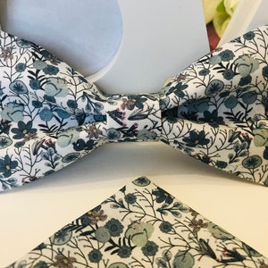 Celadon Liberty Style Bow Tie / Dark Green, Light Green Floral Print / Adult / Child / Baby / Pocket Square / Cotton Fabric / Ceremony / Wedding