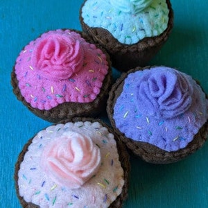 Felt play food, 4 felt chocolate cupcakes with frosting and sprinkles, eco friendly kid's toys, tea party desserts, childrens bake shop food image 2