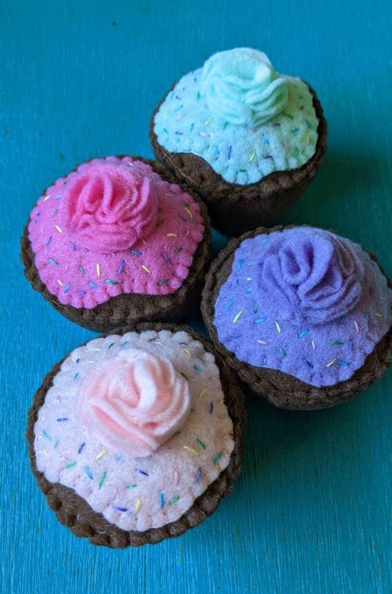 Felt play food, 4 felt chocolate cupcakes with frosting and sprinkles, eco friendly kid's toys, tea party desserts, childrens bake shop food image 2