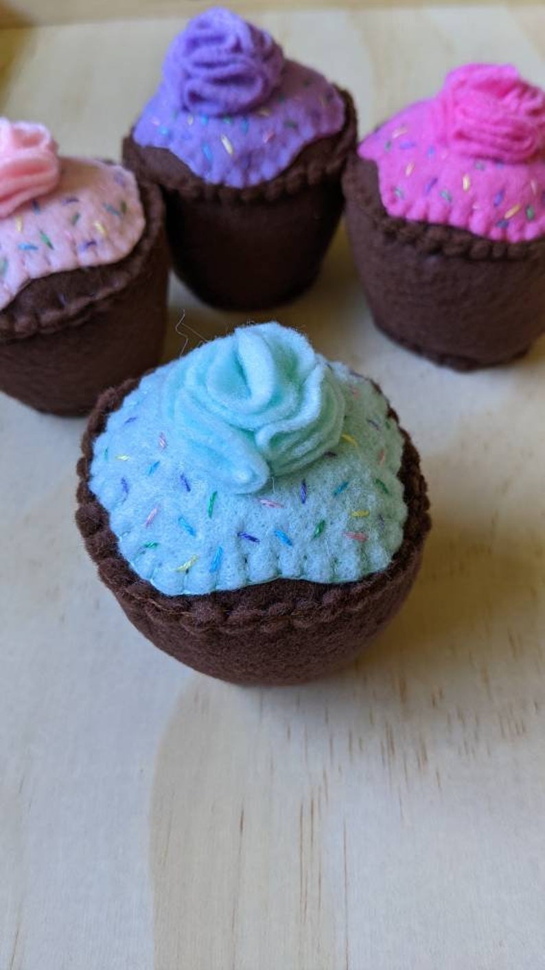 Felt play food, 4 felt chocolate cupcakes with frosting and sprinkles, eco friendly kid's toys, tea party desserts, childrens bake shop food image 7