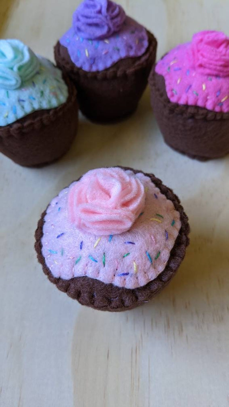 Felt play food, 4 felt chocolate cupcakes with frosting and sprinkles, eco friendly kid's toys, tea party desserts, childrens bake shop food image 6