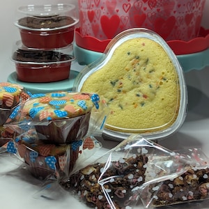 Keto Valentine's Desserts Gift Box! Low-carb, Diabetic & Ketogenic Friendly! gift, cake, store, food, Sweet, snack, diet, sugar gluten free
