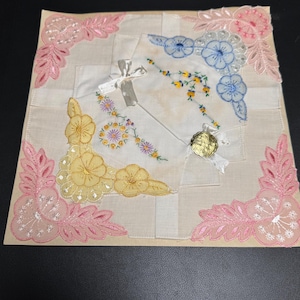 Floral Embroidered Handkerchief Set