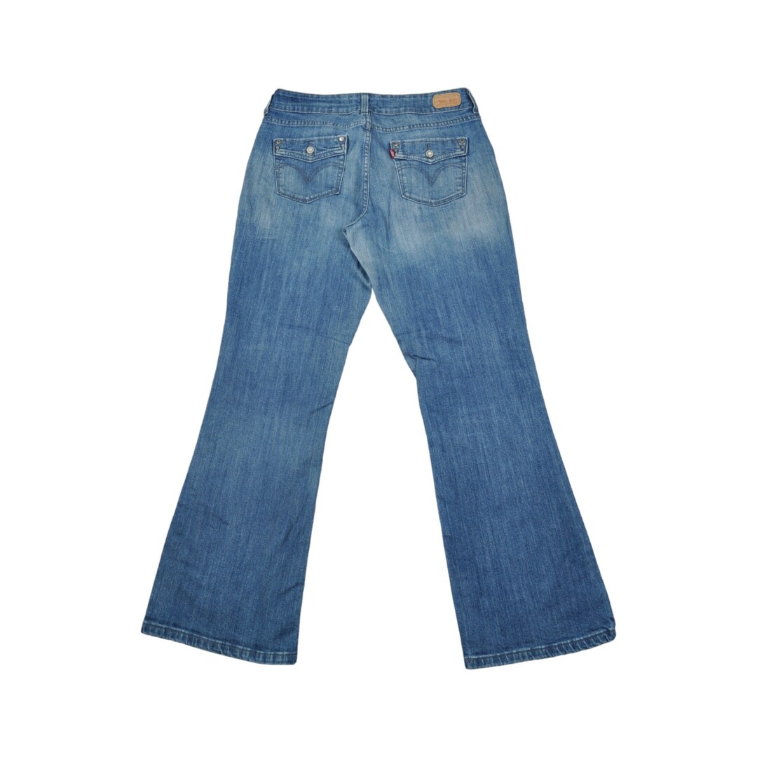 Levis curvy cut 528 jeans discount