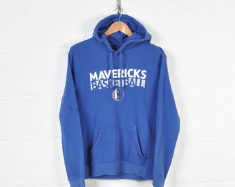 M Vintage Dallas Mavericks Basketball Unisex Sweatshirt – Teepital –  Everyday New Aesthetic Designs