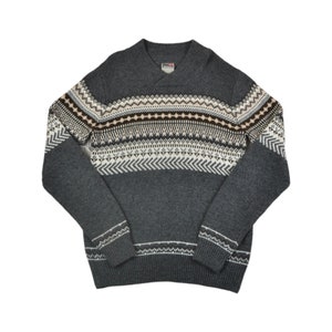 Vintage Wool Knit Sweater: Retro Pattern, Ladies Medium