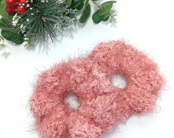 Gehaakte pluizige scrunchies Handgemaakte zachte haaraccessoires