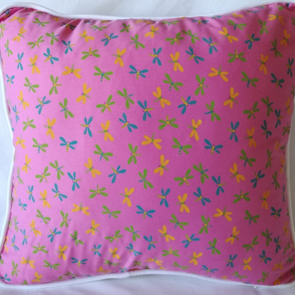 Coussin rose enfant Cover-Libfly Coussin-Enfants Coussin-Kinderkissen-Coussin Enfant-Cuscino bambini-Coussin Libellule-Libellenkissen