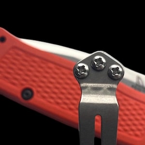 Vis à clip de poche Benchmade • SILVER PHILLIPS • Modèles Benchmade répertoriés dans la description • Longueur moyenne • 3 vis par commande
