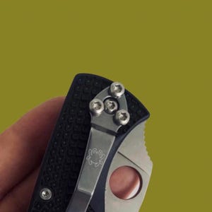 Spyderco Tenacious + Tenacious Lightweight + Ambitious + Resilience + Persistence Replacement Pocket Clip Screws • SILVER TORX • 3x Screws
