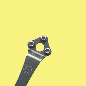 Spydero Pocket Clip Screws • SILVER TORX 8 • Spyderco Models Listed In Description • 3x Screws Per Order