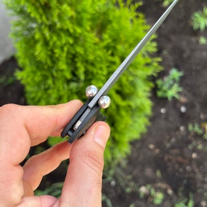 Benchmade  Benchmade Mini Freek  Double SILVER BALLS Thumb Stud   More  In Description  Hardware Upgrade  1x Stud