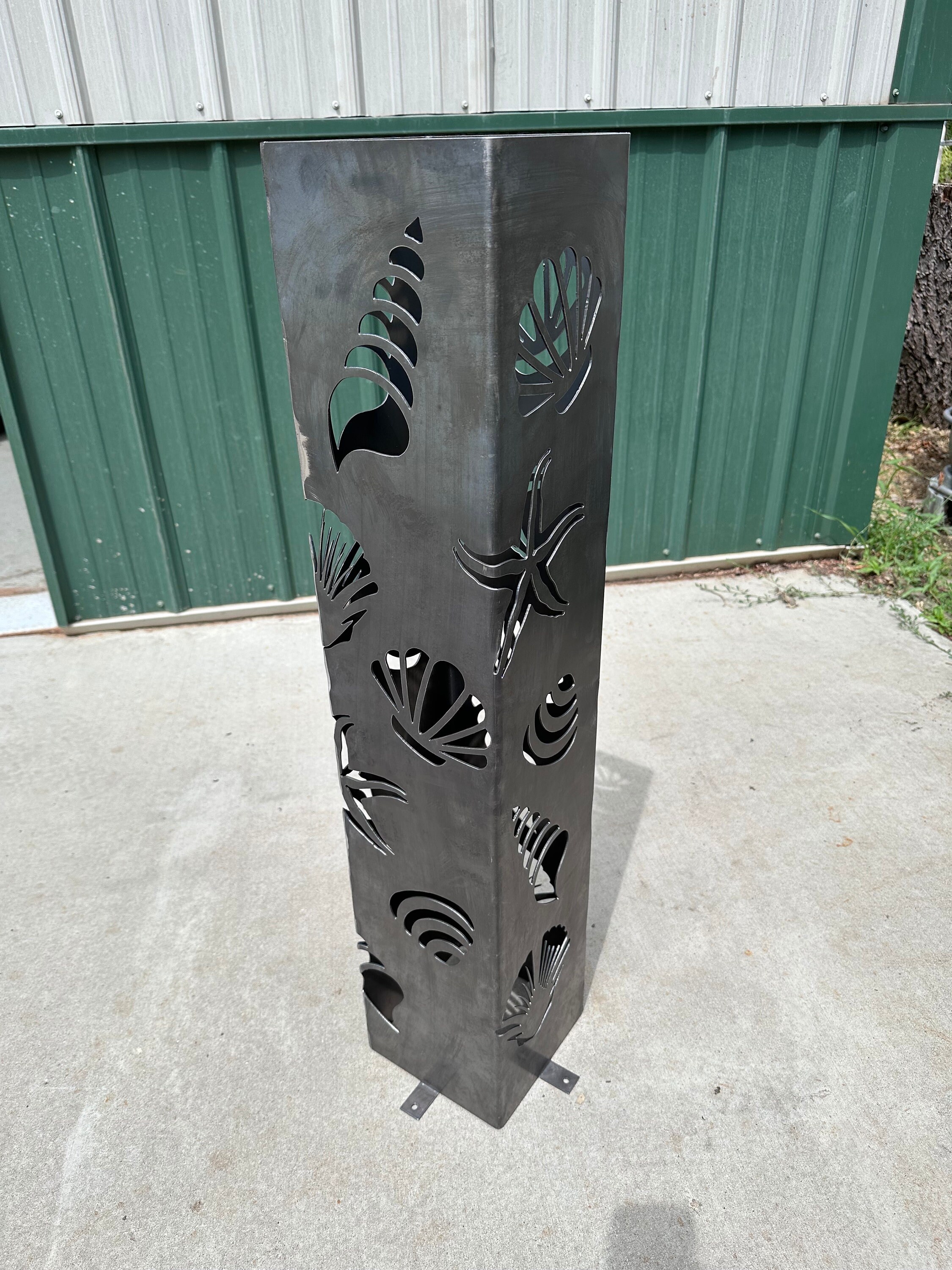 Seashell Column Garden Column - Garden Pillar - Seashell Pattern / Steel Metal Art ...