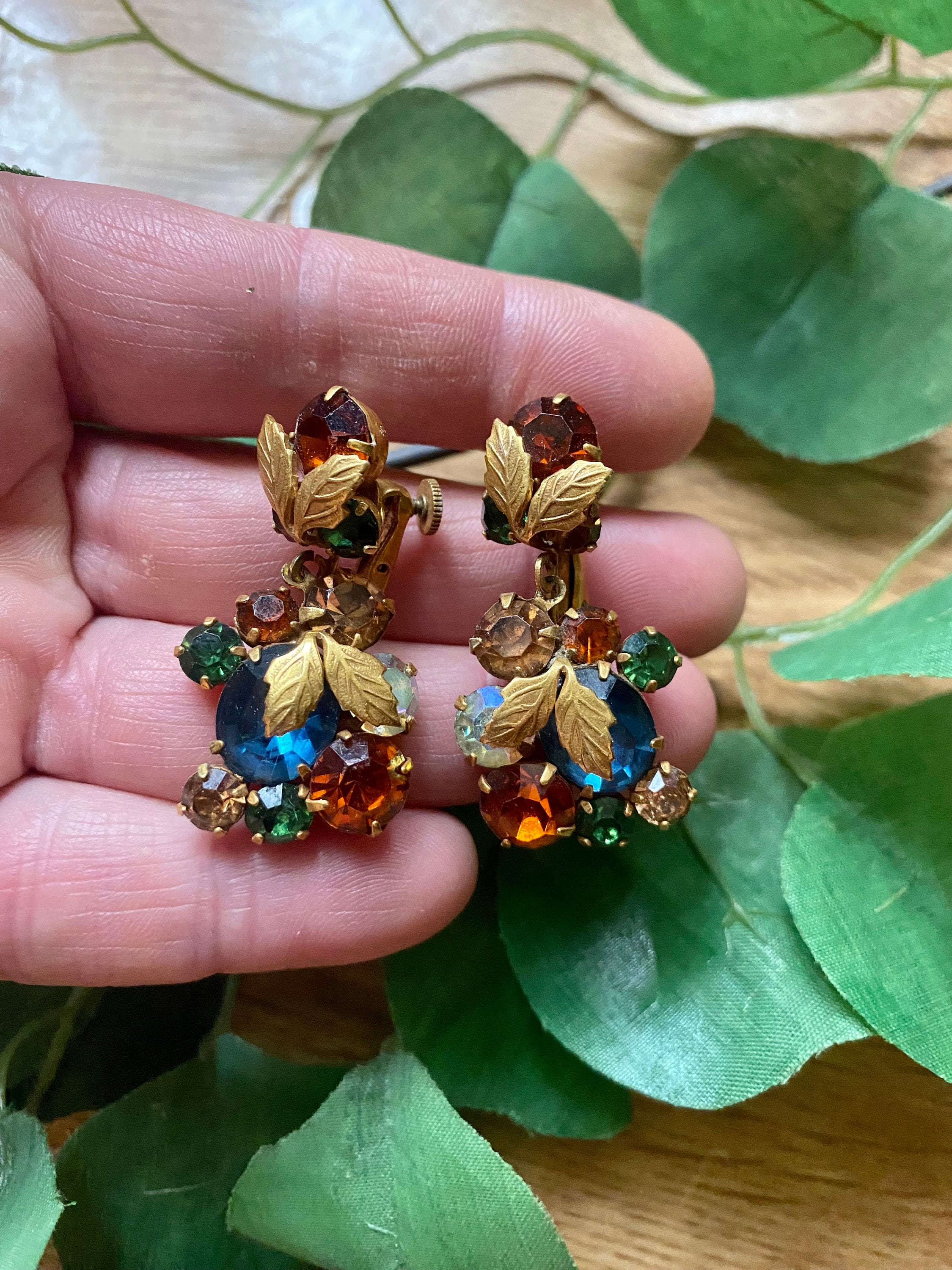 【myu_.】 Vintage Coloful Rhinestone Leaf Clip on Screw Back Earrings