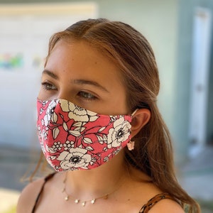 Masque de fleur hawaïen