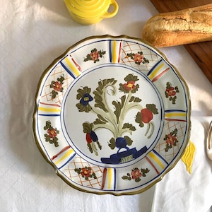 Vintage Majolica Plate